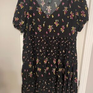 Floral Black Dress with Puff Sleeves